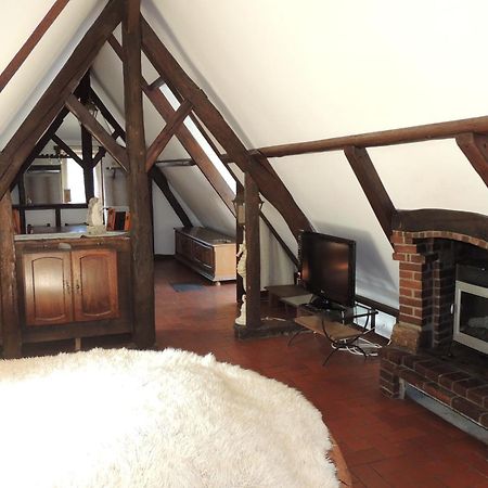 Apartamento Le Manoir De Goliath Toutainville Habitación foto