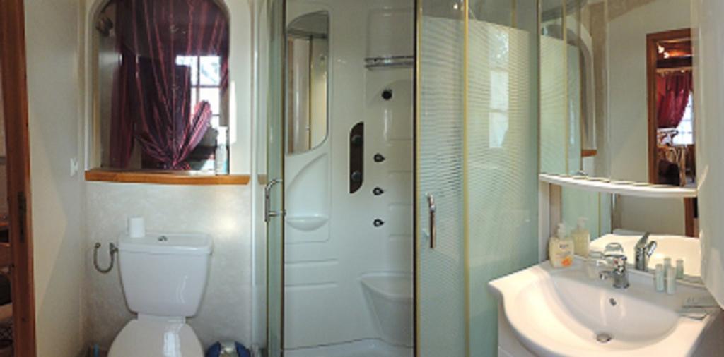 Apartamento Le Manoir De Goliath Toutainville Habitación foto