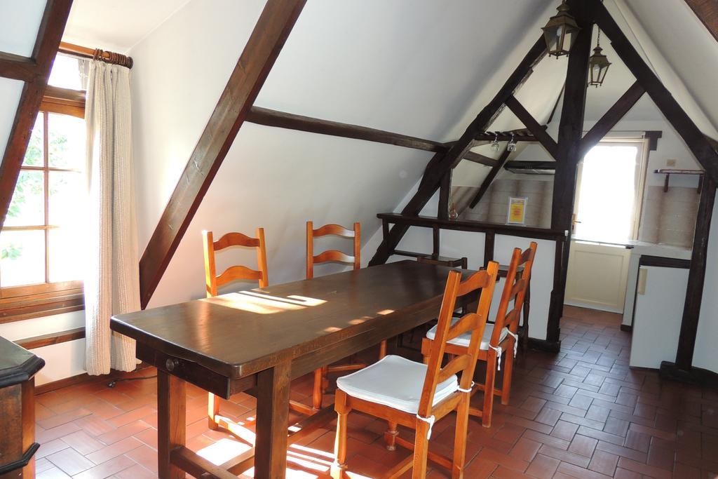 Apartamento Le Manoir De Goliath Toutainville Habitación foto