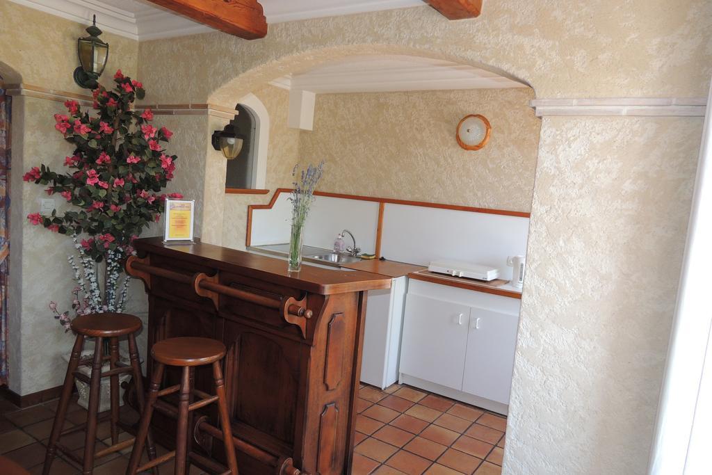 Apartamento Le Manoir De Goliath Toutainville Habitación foto