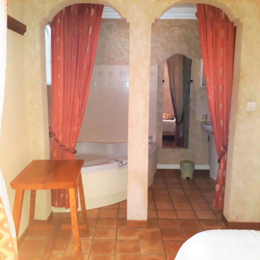 Apartamento Le Manoir De Goliath Toutainville Exterior foto